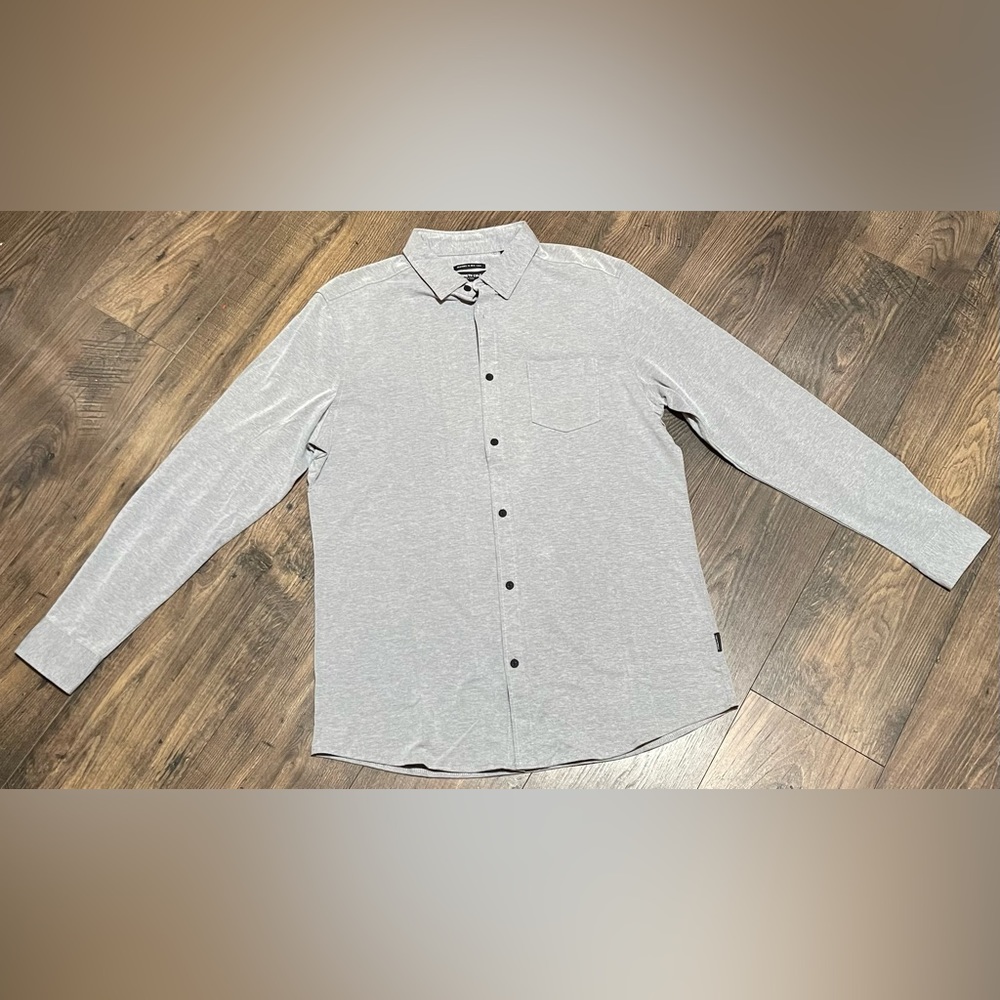 Kenneth Cole Men’s Button Down - Large - Picture 2 of 4